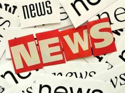 غرقت قدم العامل اليمنى في الخرسانة واستخدم رجال الإطفاء جرافة لتحريرها