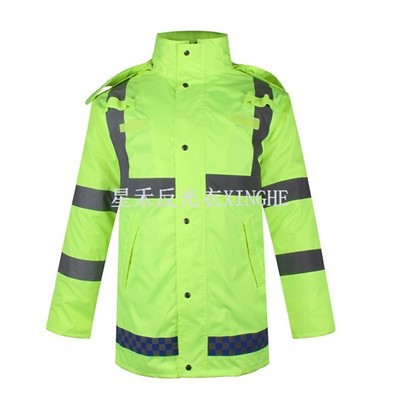 معاطف مطر عاكسة للسلامة