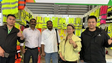 مشهد ليلي للمدينة يسلط الضوء على الجديد